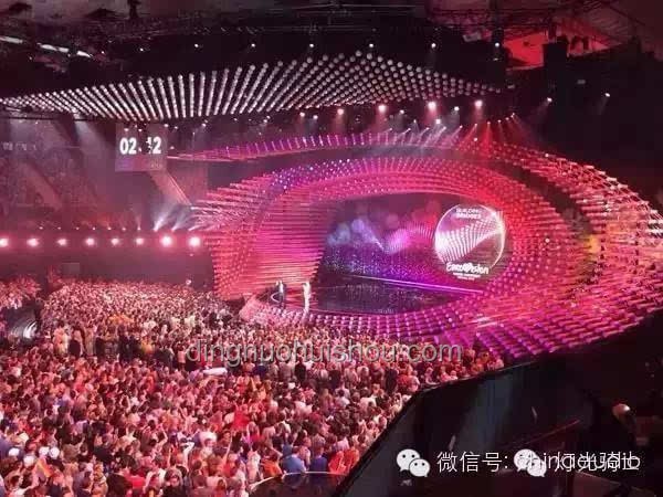 吉林大学不同届次歌手大赛现场对比分析